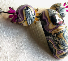 Load image into Gallery viewer, Baroness of Berner Ribbons of Hope Shangri-la choker