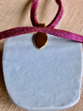 Load image into Gallery viewer, Benjamin Forget-me-not Berner & Paws